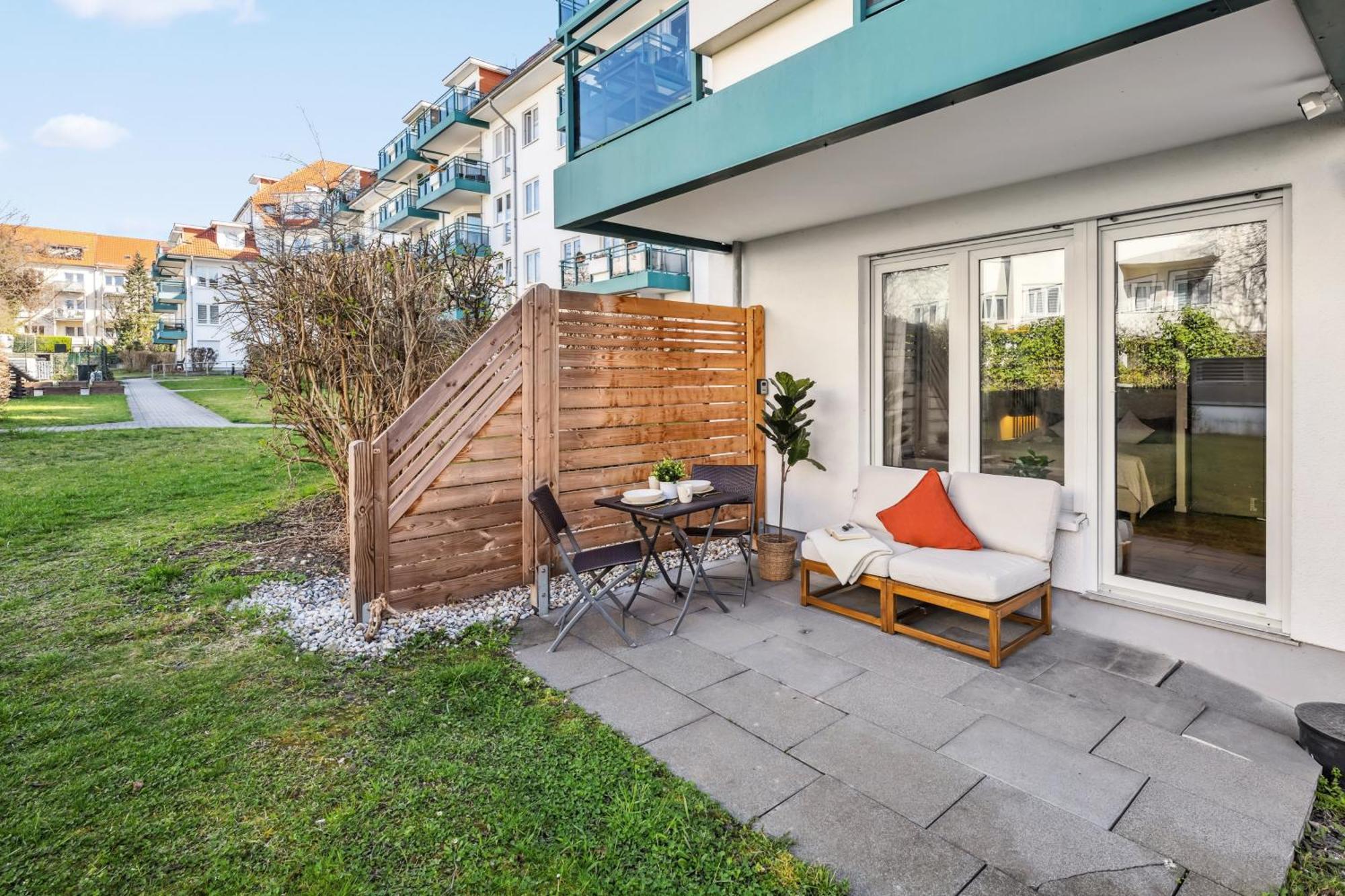 Traber Apartments Studio Kaffee Terrasse & Parken Leipzig Extérieur photo